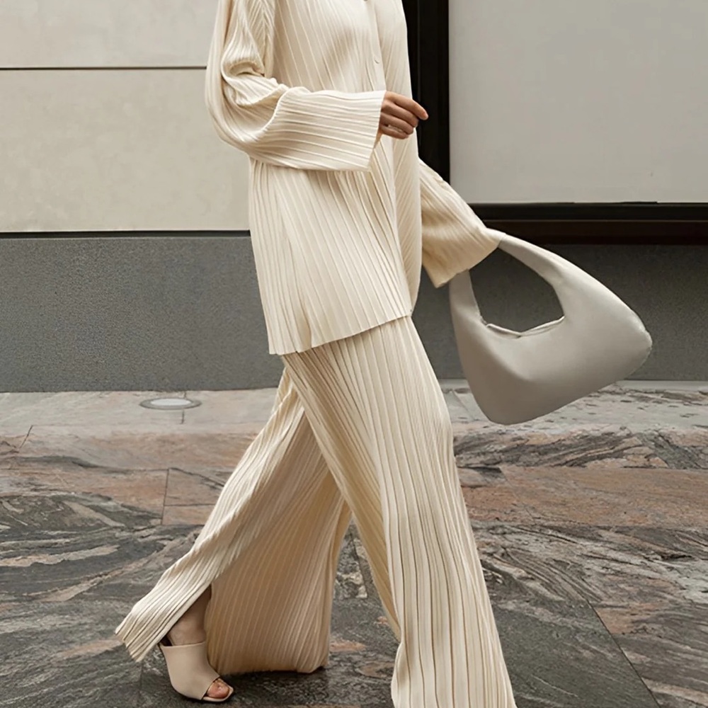 Commense L off white Oversized Leisure Pleat Pockets Two Piece Pants Set NWT$59